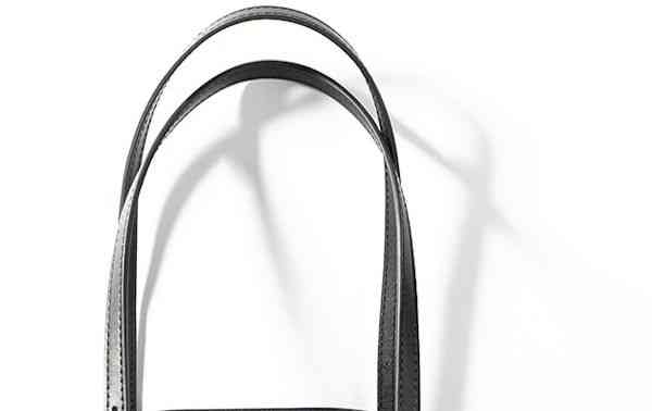 トートバッグ レディース 縦型 ミニトート 本革 軽量 通勤 春 レザー革 かばん キャンバス 肩掛け A4 ビジネス レザー 小さめ 黒 本革 革 大きめ 布 バッグ 秋 ブランド 冬 夏 ショルダーバッグ ゴルフ ナイロン 2WAY おしゃれ ファスナー ランキング ブランド bag-1046の通販は