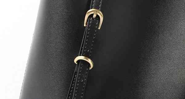 トートバッグ レディース 縦型 ミニトート 本革 軽量 通勤 春 レザー革 かばん キャンバス 肩掛け A4 ビジネス レザー 小さめ 黒 本革 革 大きめ 布 バッグ 秋 ブランド 冬 夏 ショルダーバッグ ゴルフ ナイロン 2WAY おしゃれ ファスナー ランキング ブランド bag-1046の通販は