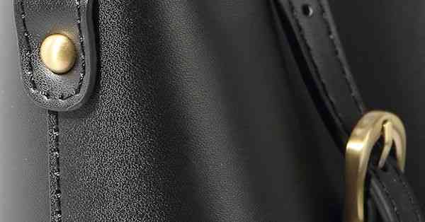 トートバッグ レディース 縦型 ミニトート 本革 軽量 通勤 春 レザー革 かばん キャンバス 肩掛け A4 ビジネス レザー 小さめ 黒 本革 革 大きめ 布 バッグ 秋 ブランド 冬 夏 ショルダーバッグ ゴルフ ナイロン 2WAY おしゃれ ファスナー ランキング ブランド bag-1046の通販は