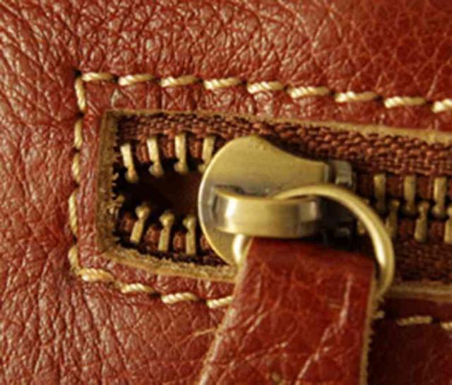 リュック レディース 撥水 通勤用 PC 黒 バッグ 夏 レザー 軽い ビジネス 2WAY ブランド かわいい 小さめ 防水 代 大きめ おしゃれ アウトドア 春 四角 パソコン A4 50代 大人 冬 本革 40 軽量 3WAY 秋 大容量 ノートPC 通勤 革 人気 通学 ブランド ランキング bag-695の通販は