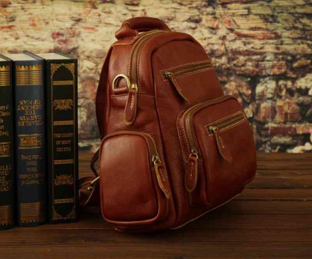 リュック レディース 撥水 通勤用 PC 黒 バッグ 夏 レザー 軽い ビジネス 2WAY ブランド かわいい 小さめ 防水 代 大きめ おしゃれ アウトドア 春 四角 パソコン A4 50代 大人 冬 本革 40 軽量 3WAY 秋 大容量 ノートPC 通勤 革 人気 通学 ブランド ランキング bag-695の通販は