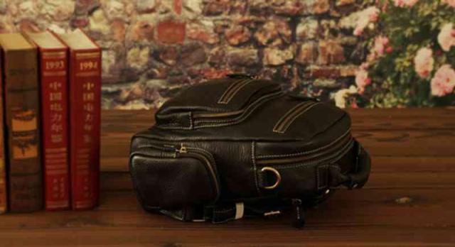 リュック レディース 撥水 通勤用 PC 黒 バッグ 夏 レザー 軽い ビジネス 2WAY ブランド かわいい 小さめ 防水 代 大きめ おしゃれ アウトドア 春 四角 パソコン A4 50代 大人 冬 本革 40 軽量 3WAY 秋 大容量 ノートPC 通勤 革 人気 通学 ブランド ランキング bag-695の通販は