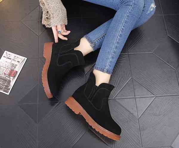 ブーツ レディース 撥水 兼用 ウォーキング 軽い おしゃれ 暖かい 雨 防水 滑らない ローヒール 軽量 ロング 革 歩きやすい スニーカー 秋 4E 厚底 ヒール レースアップ 夏 ミドル 冬 ショート 防寒 きれいめ レザー フロント ミドル丈 春 ブランド ランキング shs-713の通販は 6,660円