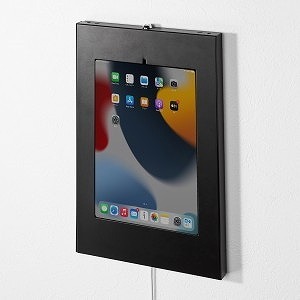 サンワサプライ iPad用スチール製ケース(ブラック) CR-LAIPAD16BK(代引不可)【送料無料】の通販は