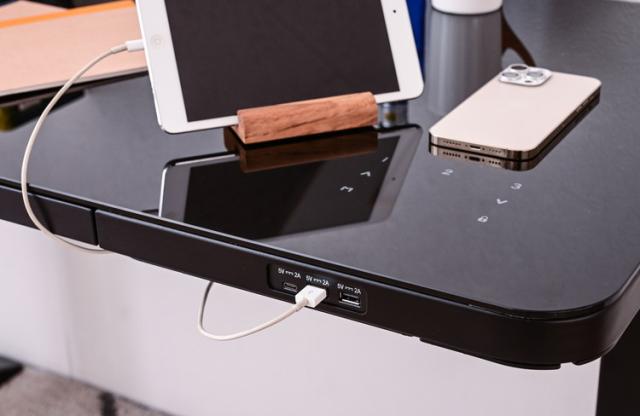 電動昇降デスク 幅114cm 引き出し1杯 USB3口付き ワイヤレスチャージャー 高さ3段階調整 高さ3段階調整可能 障害物感知機能 テレワーク 勉強机 学習机(代引不可)【送料無料】_7