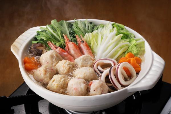 北海道 海鮮つみれ鍋 ギフト 産直 ご当地グルメ 熨斗 贈り物 新生活 お祝い お取り寄せ のし対応 プレゼント 誕生日(代引不可)【送料無料】_1