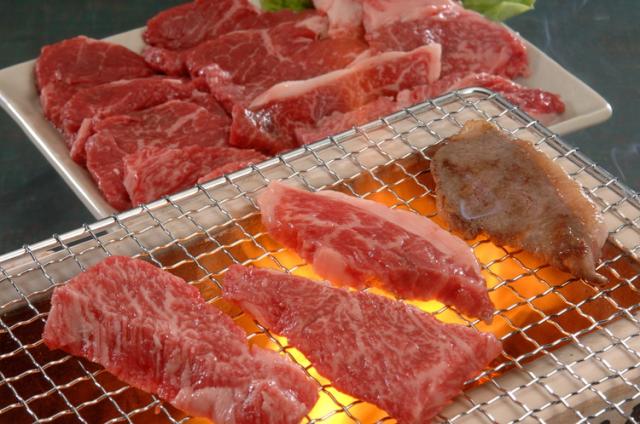 お中元 三大ブランド名牛焼肉食べ比べ仕かける(神戸牛肉&amp;松阪牛&amp;近江牛) 600g 差し上げ物 産直 ご当地食い道楽 熨斗 差し上げ物 のし相応う
