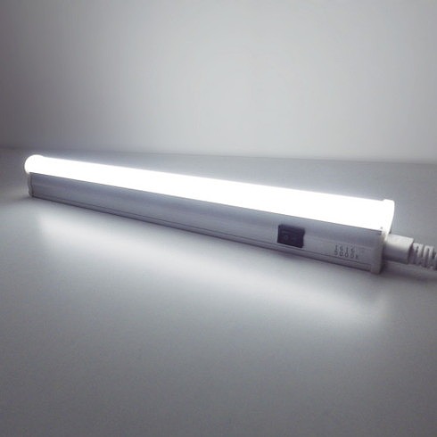 トライト LEDシームレス照明 L300 5000K スイッチ付 トライト TLSML300NA50FSW 工事 照明用品 作業灯 照明用品 照明器具(代引不可)【送料無料】