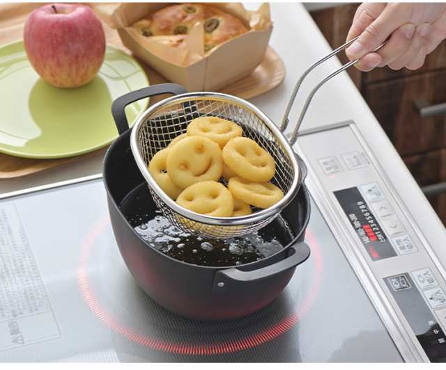 ヨシカワ aikata 鉄製揚げ鍋+専用ザル 2点セット 日本製 燕三条 ガス火 IH対応 楕円 オーバル 天ぷら鍋 揚げ鍋 ざる ザル フライヤー バスケット アイカタ Yoshikawa【送料無料】の通販は