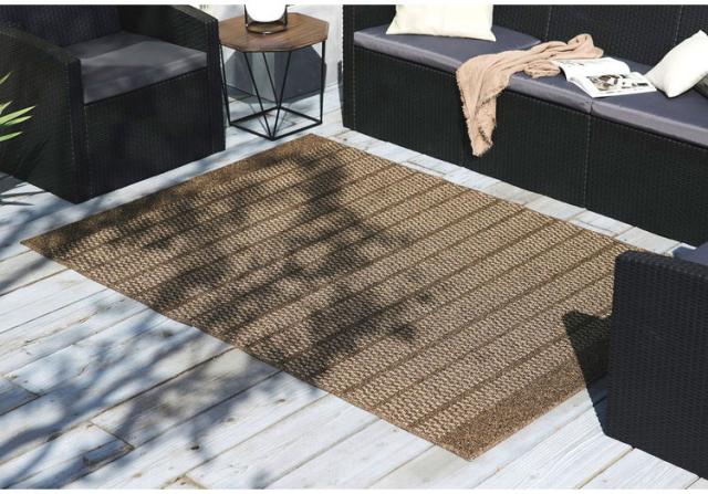 ラグ ブレイド 140×200cm カーペット 国産 日本製 ラグマット 屋外 ベランダ バルコニー 防炎 透水 対光 防カビ 遊び毛防止 シンプル ナチュラル 北欧 ブラック ブラウン 無地 ペット(代引不可)【送料無料】