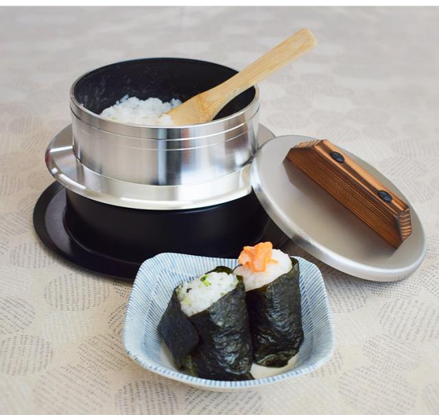 2025年 新発売 ウルシヤマ金属 窯炊き三昧極 5合炊き 2 8L 内寸17cm 釜飯 ご飯窯ごはんが躍る対流仕様 1 2L 内寸-Surface Pro 8 i5 8GB 256GB 純正キーボード ペン付き ヤマダウェブコム