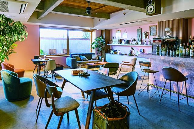 ダイニングテーブル 幅150×奥行80×高さ72 天然木化粧合板 アッシュ 天然木 ラバーウッド ウレタン塗装 ブラウン ナチュラル(代引不可)_4