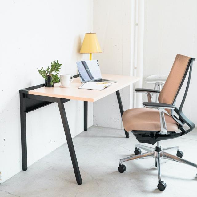 【メーカー直送】 コクヨ デスク リーン LEAN 平机 本体色 ブラック 天板色 ナチュラル(代引不可)【送料無料】の通販は