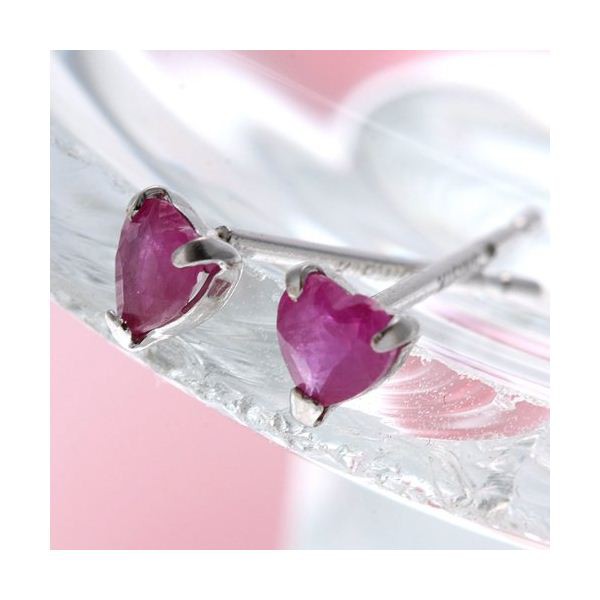 K18ホワイトゴールド 0.2ct ハートシェイプルビーピアス(代引不可)の通販は