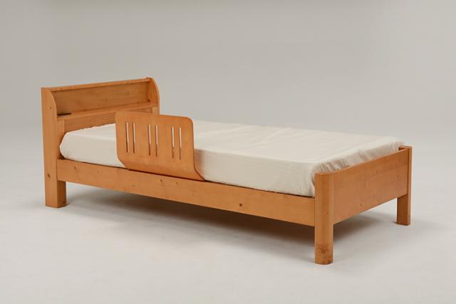 料無料！● アウトレット　曲げ木ベッドガード　就寝時の布団ずれ防止　F6214 料無料！○ アウトレット 曲げ木ベッドガード 就寝時の布団ずれ防止 F7728