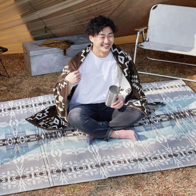 十代　プレイマット キリム柄 クッションプレイマット 118×176cm 撥水 耐熱 防音