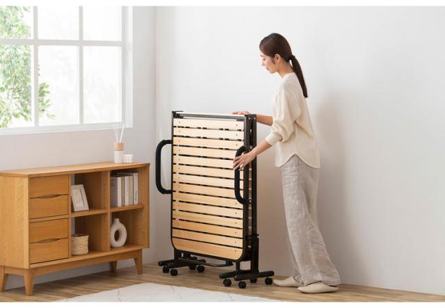 サカエ 中量キャスターラックＧＫＲ型（ウレタン車・４輪自在タイプ）　GKR-1765WUJ サカエ 中量キャスターラックGKR型(ウレタン車・4輪自在タイプ) GKR