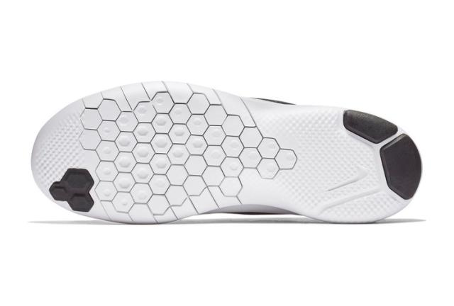 ナイキ フレックス エクスペリエンス ラン 8 Aj5900 ランニングシューズ スポーツ カジュアル 運動靴 ブラック 送料無料 の通販はau Pay マーケット リコメン堂