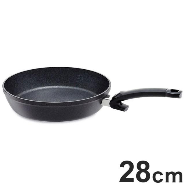 ストウブ両手フライパンチェリー20㎝ ストウブ 両手フライパン 20cm [チェリー] (フライパン) 価格比較