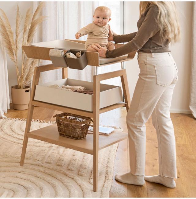 ベビーカー 折りたたみ 1-6歳 子供 幼児用 乗用玩具 運び便利 回転式