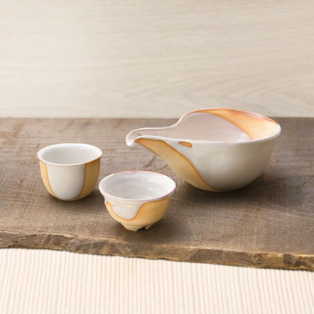 三戸逸雄作 朱色冷酒器 萩焼 和瀬戸もの 4-41(代引不可)【貨物輸送無料】