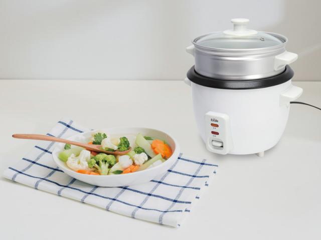 多機能３号炊き炊飯器 省スペースで蒸し料理も楽しめる 蒸し料理もできる3号炊き炊飯器 多機能省スペース