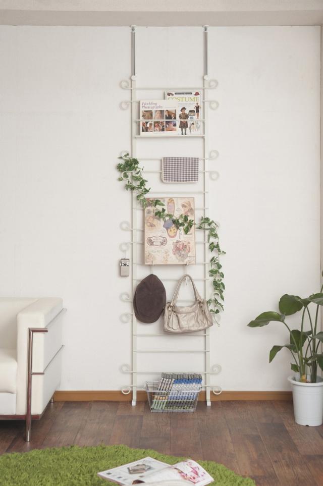 突っ張り壁面カーリーデザインラダーラック 幅60cm ホワイト色(代引不可)【送料無料】の通販は 16,280円