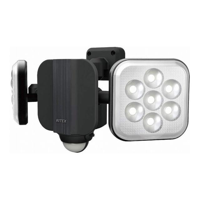 ムサシ MUSASHI RITEX フリーアーム式 LED センサーライト コンセント式 11W×2灯 LED-AC2022【送料無料】の通販は