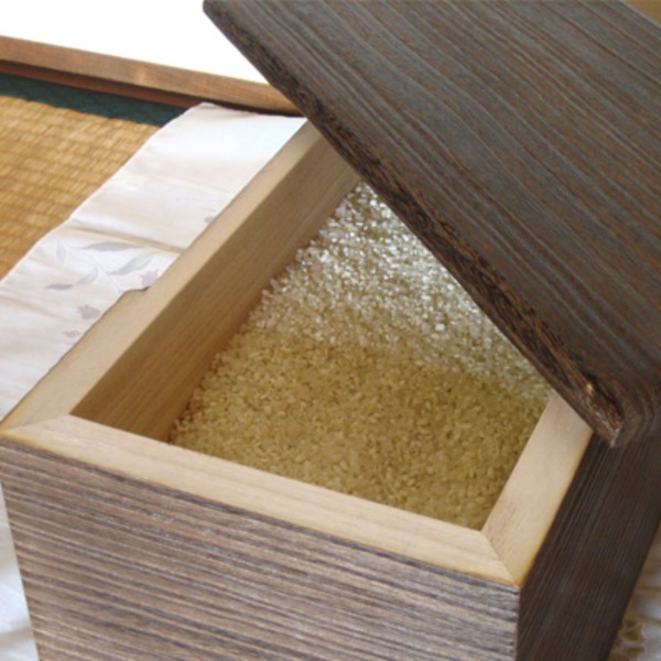 桐の米びつ/ライスストッカー 【5kg用/焼桐】 泉州留河 日本製（代引不可）_1