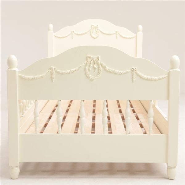 ホワイト木製ベビーベッド Amazon.co.jp: 日本製 「ベビーベッド アリス WH（ホワイト）【B