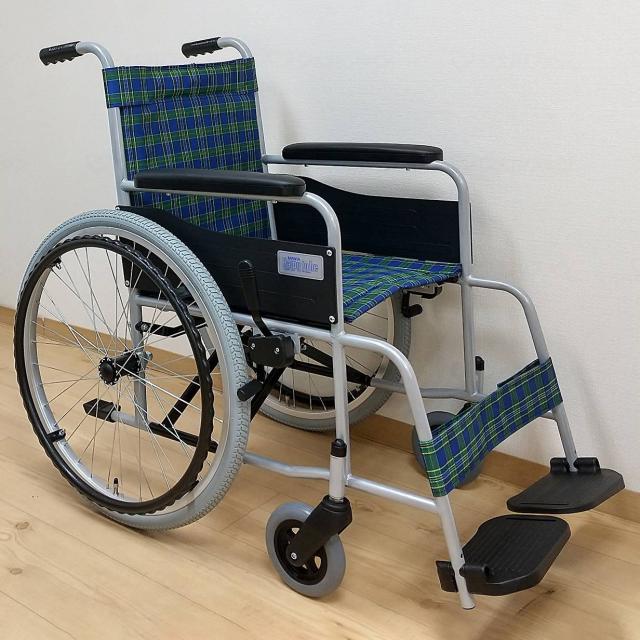 スチール自走式車いす スタンダード エアータイヤ 美和商事 美和商事 自走式標準形車いす スタンダード(スチール)エアータイヤ