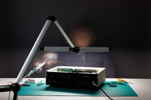 山田照明 Zライト Z-208LEDSL Z-Light ゼットライト シルバー LEDライト デスクライト【送料無料】_6