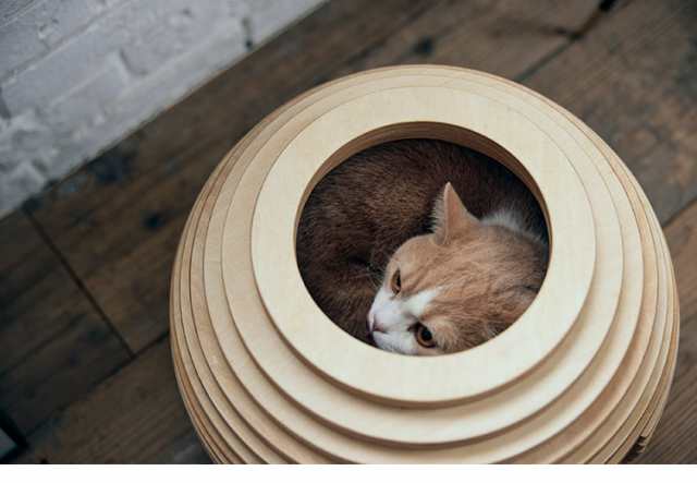 フランスペット ねこハウス まり PE05 ボール型のユニークな猫ハウス キャットハウス ペットハウス ペット家具 フランスベッド(代引不可)【送料無料】の通販は