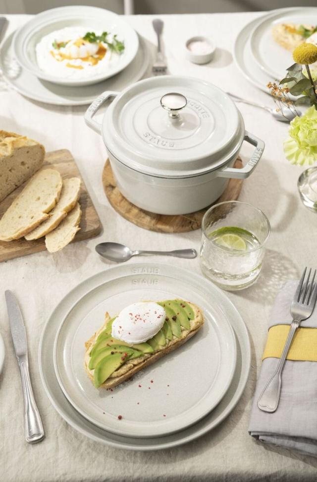 公式販売店】STAUB サービングプレート22cm カンパーニュ