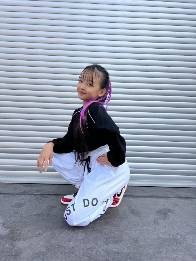 社交ダンスヘアーオーナメント　多美咲 オーダー可能】多美咲 ユニオン UQ112B 丸型 ストーン付き 3