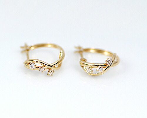 ピアス　ダイヤモンド　0.1ct　18金　K18　クロッシング　スリーストーン　3ストーン　3石　レディース　アクセサリー　ジュエリー　ギフト　d679k-s1　ダイヤ