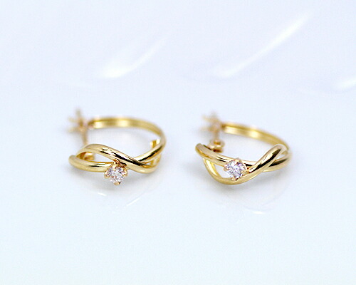 ピアス　ダイヤモンド　0.06ct　18金　K18　クロッシング　レディース　アクセサリー　ジュエリー　ギフト　d673k-s1　ダイヤ