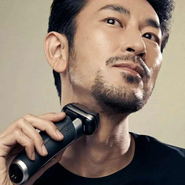 BRAUN ブラウン F/C94M シリーズ9用 替刃 【お取り寄せ商品】交換部品 シェーバー