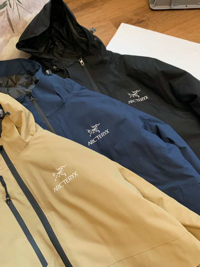 ARC'TERYX アークテリクス アウトドアキング 軽量 防水 防風 防寒 フード付き中綿ジャケット コットンジャージー｜au PAY マーケット