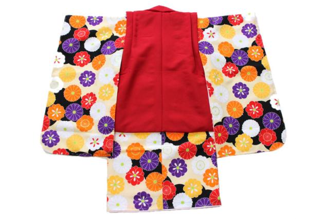 【送料無料】三歳/3才女児お祝い着（古典柄菊/着物：肌色×黒色/被布：赤色/七五三・洗える）_3