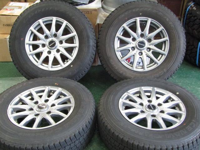 【冬物発送限定品】ホットスタッフ　BISON（バイソン）BN-01　ハイエースに　6J　+33　139.7　6H　195/80R15■