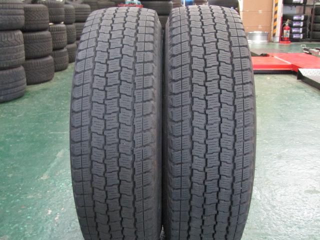 【冬物発送限定品】ホットスタッフ　BISON（バイソン）BN-01　ハイエースに　6J　+33　139.7　6H　195/80R15■_6
