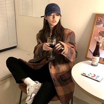 ウールジャケット 魅せる トップス アウター レギュラー丈 袖あり 長袖 襟付き ストレート シングルブレスト ボタン ポケット 大人女子 大人 上品 おしゃれ かっこいい クール カジュアル レトロ風 こなれ感 ラフ ルーズ シルエット 個性的 デザイン レディース 洋服の通販は