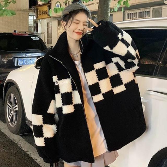 ウールコート アウター ジャケット 上着 長袖 もこもこ モコモコ ファスナー 前開き 厚手 かわいい 大人可愛い カジュアル おしゃれ お洒落 大人可愛い 大人女子 ラフ ボーイッシュ キュート ガーリー ルーズ 個性的 主役級 存在感 柄 格子柄 秋 冬 10代 20代 レディースの通販は 5,790円