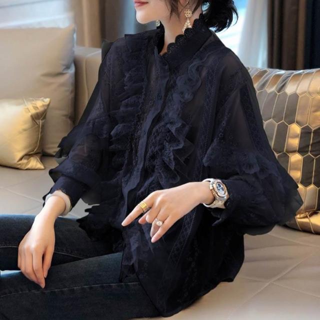 フリルブラウス トップス シャツ ブラウス 白トップス 長袖 ハイネック レース 刺繍 フリル かわいい 大人可愛い きれいめ 大人 上品 おしゃれ お洒落 大人可愛い 大人女子 ラブリー キュート ガーリー 個性的 エレガント 主役級 存在感 無地 春 秋 レディース アイテムの通販は