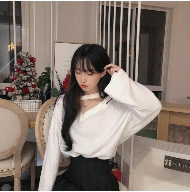 オフショルトップス ホワイト ブラック グレー 大きいサイズ トップス Tシャツ シャツ カットソー 長袖 スリム 細身 ストレート スマート かわいい きれいめ シンプル 大人 上品 おしゃれ 大人可愛い 大人女子 こなれ感 ラフ クール モード系 セクシー 無地 春 秋 レディースの通販は