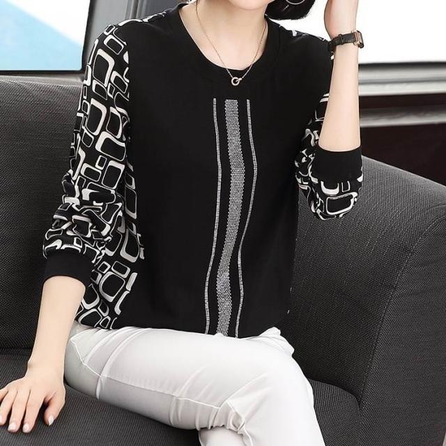 レディース ファッション トップス カットソー 長袖 ラウンドネック かわいい 大人可愛い きれいめ 大人 上品 おしゃれ お洒落 レトロ 大人可愛い 大人女子 キュート ガーリー 個性的 モード系 エレガント 主役級 存在感 柄 春 秋 30代 40代 50代 60代 女性用 ママ 女の子の通販は 8,980円