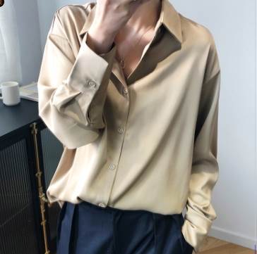 レディース ファッション サテンシャツ トップス シャツ 白シャツ 白トップス 長袖 襟付き かわいい 大人可愛い きれいめ シンプル 上品 おしゃれ お洒落 大人可愛い 大人女子 キュート ガーリー 個性的 エレガント 主役級 存在感 とろみ感 無地 春 秋 冬 10代 20代 30代の通販は 5,042円