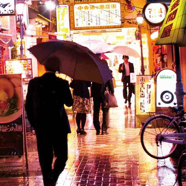 アートポスター「雨夜の夜光都市 百年祭 蒲田」フレーム付き 壁掛け 絵 インテリア グラフィック アート コラージュ 風景 額付き『まるでジブリのような世界観』の通販は アートポスター「雨夜の夜光都市 百年祭 蒲田」フレーム付き 壁掛け 絵 インテリア グラフィック アート コラージュ 風景 額付き『まるでジブリのような世界観』の通販は