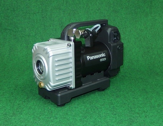 パナソニック EZ46A3X-B 18V/14.4V充電式デュアル真空ポンプ 本体のみ バッテリ・充電器別売 オイル逆流防止弁付 新品の通販は 26,491円